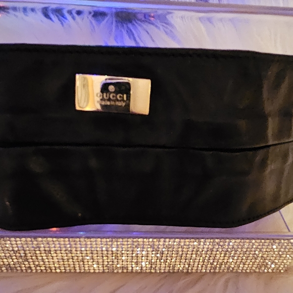 AUTHENTIC GUCCI LEATHER BRACELET WITH SECRET POCKET - Picture 9 of 10